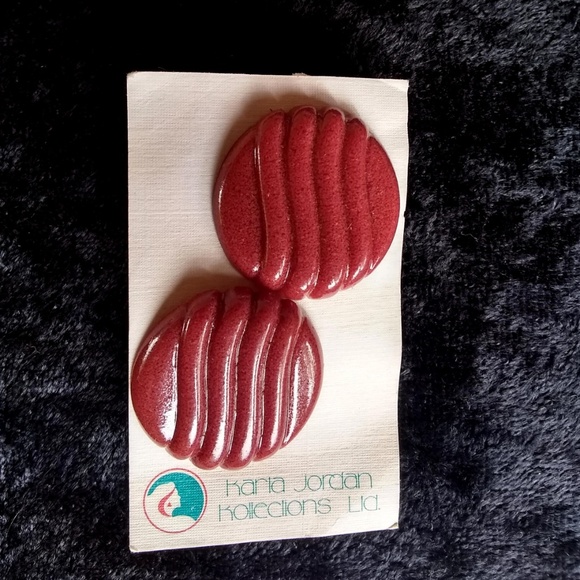 Vintage Karla Jordan - Red Limestone Earrings - Picture 2 of 4